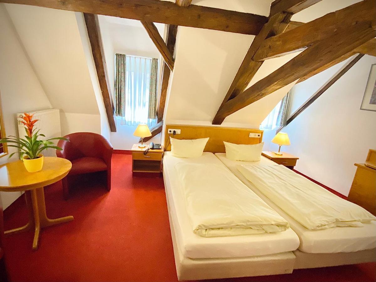 Meister Baer Hotel Ostbayern Floß エクステリア 写真