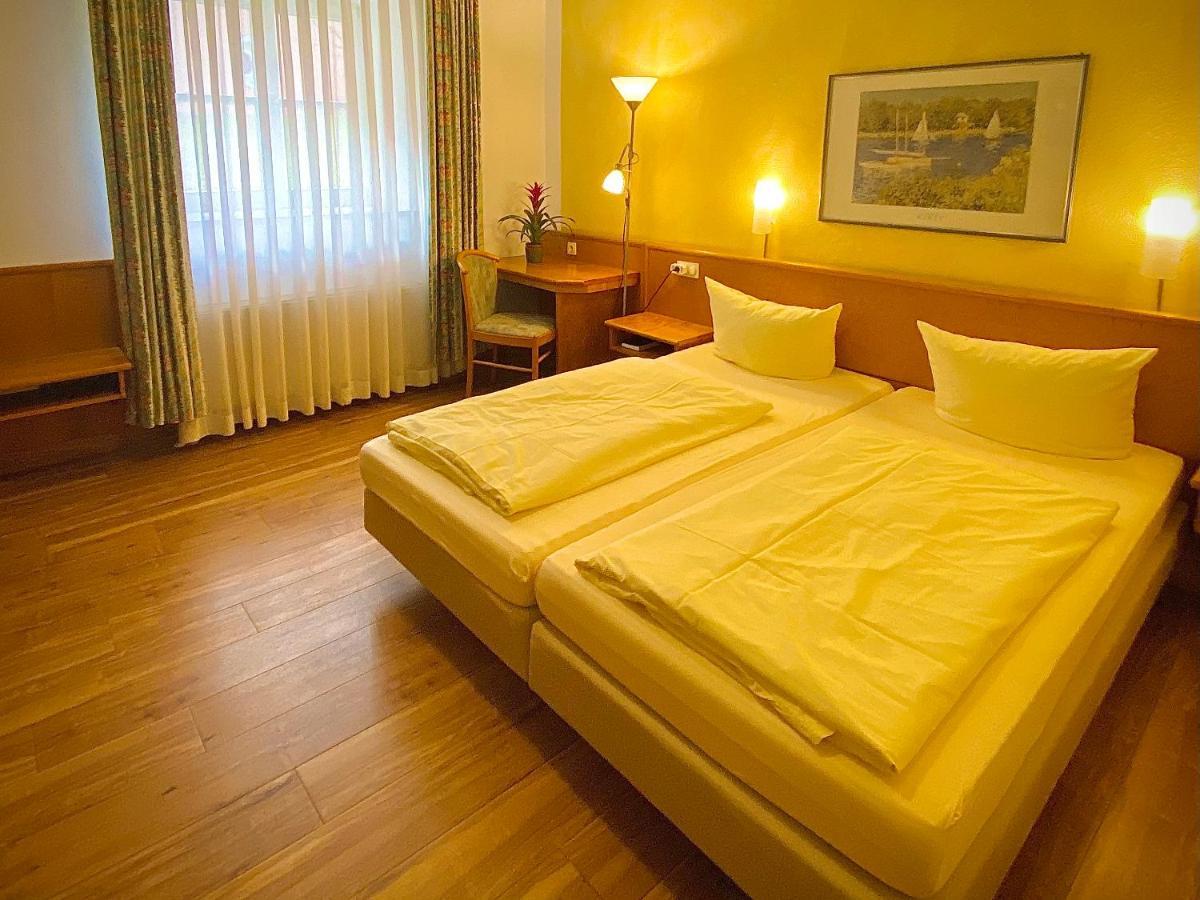 Meister Baer Hotel Ostbayern Floß エクステリア 写真