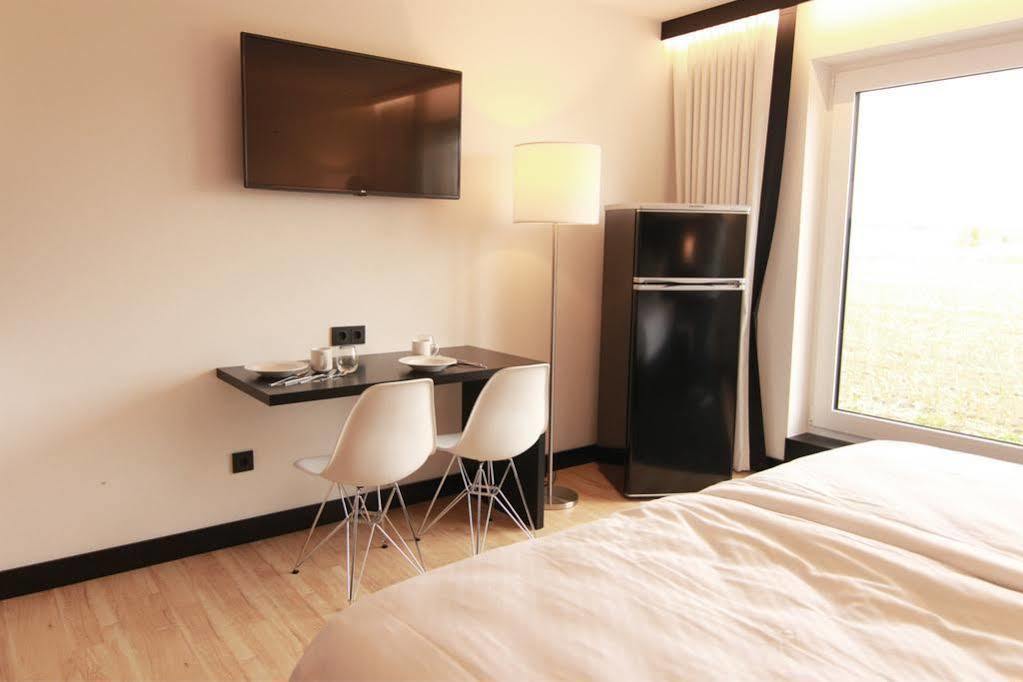 Meister Baer Hotel Ostbayern Floß エクステリア 写真